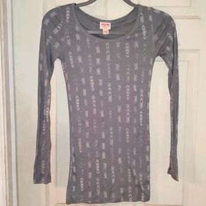 Long sleeve women's t-shirt